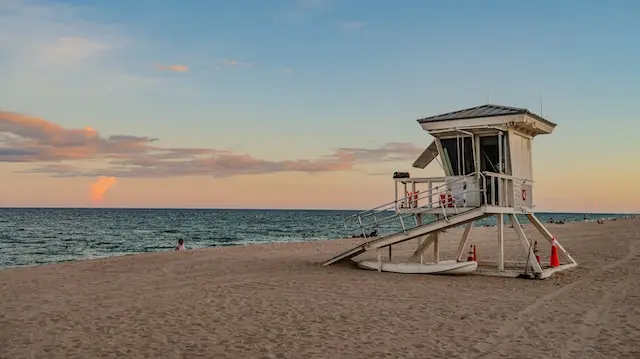 A lifeguard station on the shore, overlooking the sea